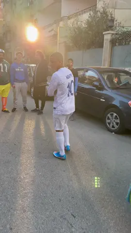 كوليس مسلسل 1000حمدلى على السلامه 😂🤣🇫🇷#شبيه_امبابي🇫🇷🇾🇪 #جمهور_شبيه_امبابي #fbbbbbbbbbbbbbyyy #fyp #faransa🇫🇷 #mbappe #امبابي_الغلابه #fypシ #france🇫🇷 #باريس #امبابي#@psg  