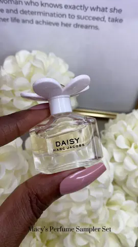 The Valentino Voce Viva is top tier imo ✨✨✨ #miniperfume #perfumetiktok #budgetbeautyfinds #macysperfume #miniperfumecollection #blackgirlluxury #blackgirltiktok 