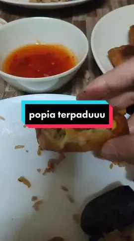 popia carbonara terpaduu didunia isi penuh dengan dipenuhi cheese  ... recommended xrugi utk dptkn berbaloi dgn harga dan kepuasan yg ampa dpt tuu maximum ...