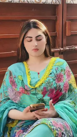 abi aya bs 😅 insta sameerabutt-official #viralvideo #sameerabutt #DilKiBaat #foryoupage 