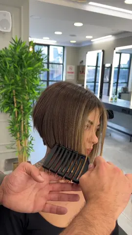 It's Magic! Perfect Bob Haircut For Girls! #LIFOB #Bob #Haircut #Short
