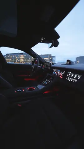 Taycan GTS Sport Turismo ❤️ #porschecentertromso #porsche #taycan #interior #taycangts #taycansportturismo 