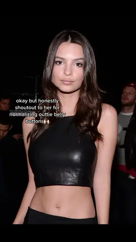 I may speak from a personal struggle🥺🤝😅 #emilyratajkowski #harrystyles #model #normalizenormalbodies #harrystylesvids #fyp #foryou #selflove #viral 
