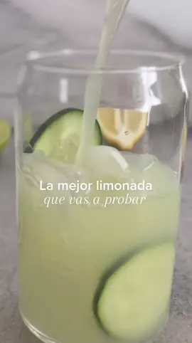 Nada mas fresco y deli para estos calorones 🔥 INGREDIENTES 1 lt de agua  30 gr monk/azucar o 2 goteros de stevia 4 limones verdes sin semilla  2 Limones amarillos 1/2 pepino sin cáscara ni semilla  Hielo  #limonada #lemonade #aguadelimon #limon #recetafacil #healthy #saludable #aguadesabor #aguafresca #Receta #Recipe #Foodie #foodblogger 