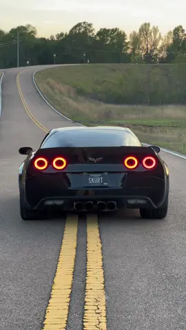 Finally 🔥s #twostep #flames #c6 #corvette #carsoftiktok #cars #viral 