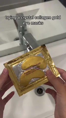 Our crystal collagen good eye maks coming soon to our website but are available in selected pods now #goldeyemask #undereye #SelfCare #collagenmask 