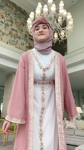 SHIREEN ABAYA NUDE 🥰