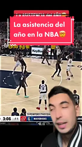 Solo Luka es capaz de hacer esto😳 Warriors se dejó perder➡️@JUUUST🏀  Vídeo de @Lukaworld #NBA #nbaespaña #baloncesto #nbatiktok #lukadoncic #dallasmavericks #nbaenespañol asistencia pase luka doncic#greenscreenvideo 