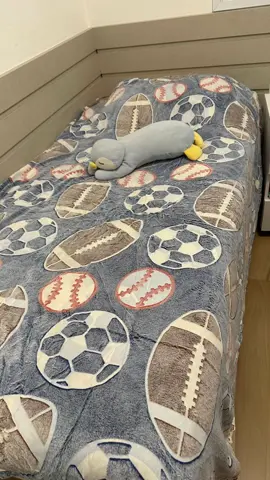 #CapCut Mantas Infantil que Brilha no Escuro - Solteiro 1,80x2,00. - Outros modelos disponíveis. - Corre Nosso Site Adquira o seu.  #mantas #mantainfantil #mantasolteiro #cobertor #frio 