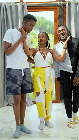 anaiweka roho yetu juu @krisbabyy 😍❤️ #nkatha_t #its_tonioh #nasieku #theealfahouse #shotsbygkydd #justcallmeklaus #viral #fyp #kenyantiktok🇰🇪 