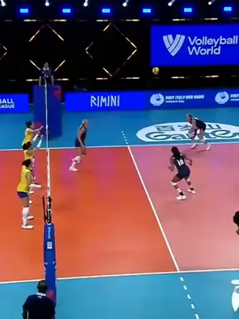 As líberos 😳 #volei #voleibol #fy #viral 