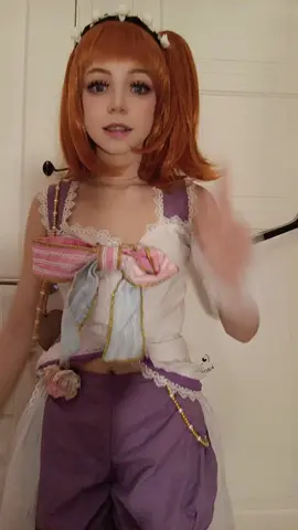 bumble bee dance 🔛🔝🗣️ #lovelivehonokacosplay #animecosplay #loveliveanime #lovelivegame #lovelivehonoka #honoka #kawaii #kawaiicosplay #boost #weeb #honokacosplay #cosplayanime #lovelivecosplay 