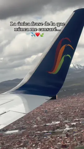 Mi vuelo favorito La Paz - Santa Cruz de la Sierra Bolívia ✈️🇧🇴 #bolivianadeaviacion #boliviana🇧🇴_con_orgullo_❤💛💚 #lapaz_bolivia🇧🇴 #santacruzdelasierra🇳🇬 #collita #cambita #proximoaldespegue 