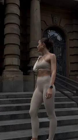 street style⚡️ #fyp #fypシ #foryou #fashion #getreadywithme #grwmroutine #Lifestyle #GymTok #gym 