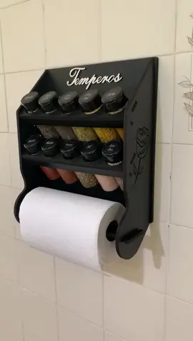 Porta Tempero e Porta Papel Toalha em Mdf Pintado com 10 Potes com Tampa mais Etiquetas LinK: acesse.one/RY2fu