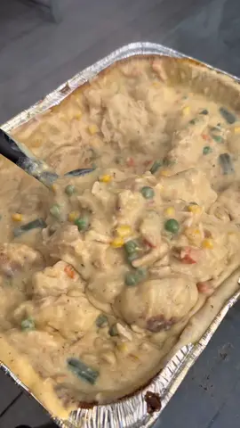 Easy Chicken and Biscuit Bake from @kendrick_bbq  Follow @richardeats_ for more.  1 can Biscuits quartered  1 Cups Chicken  2 Cups Shredded Cheese  2 Big Cans cream of chicken soup  1 Bag frozen mixed veggies  1 cup milk  BBQ seasoning  Add soup to a bowl, add milk then stir until smooth. Add in your favorite bbq seasoning and the rest of the ingredients and mix well.  Smoke or bake at 400 for about 45 minutes  #ChickenPotPie #ChickenAndBiscuits #KendrickBBQ #richardeats 