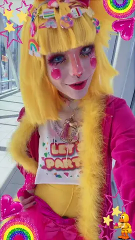 I am recycling posts from my other acc so the quality is ass😭  #toychica #toychicacosplay #fnaf #fnaf2 #fnafcosplay #fivenightsatfreddys #fyp #cosplay  