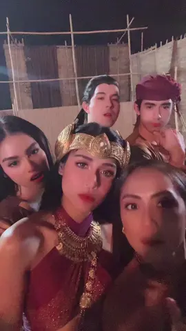 @yassermarta @Rodjun Cruz @RocSolinap @Faith da silva @Dennis Tayag 