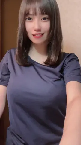 これで撮ってるやつほとんどニヤついてるのおもろ