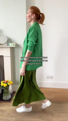 Slip dress outfit ides #silkdresses #slowfashiontiktok #elegantstyle #workingwomenstyle 