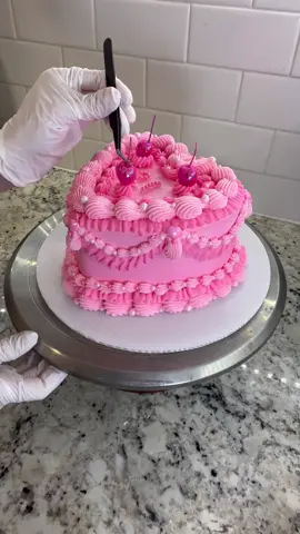 Butteflies or no butterflies? I love them both 🥺  All pink 21 cake 💗  #buttercream #buttercreamcakes #buttercreamcake #cake #cakedecorating #cakedesign #wilton #wiltontips #wiltoncakes #austintx #austintexas #austin #texascakes#cakesofinstagram #austincakes#buttercreamdecorating #austincakes #heartcake #pearlcake #birthdaycake #vintagecake #shellborder #rufflecake #ruffleborder #ediblepearls #y2kcake #shellborder #buttercreamdesign 