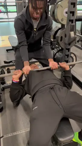 Thanks for saving my life bro @_travishunter 