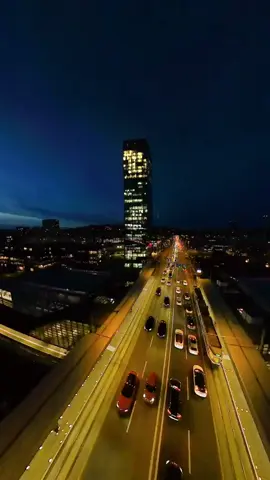 In the air again… #zurich #droneshow #fakeittillyoumakeit #nightfotography #droneaddict 