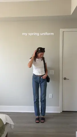 jeans, white tee, sandals 🤎#casualstyle #outfitinspo #outfitsdaily #casualoutfits #springoutfits #springuniform #casualchic #casualchicstyle #casualchicoutfit #springfashion2023 #OOTD #everydaystyle #everydayoutfit 