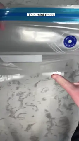 Don't you just hate having food go bad in your fridge? No more! #foodpreservation #KitchenHacks 