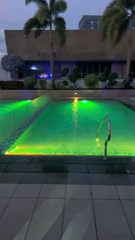 #iloilo #courtyardbymarriottiloilo #poolside 