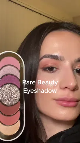 This is your sign to try @rarebeauty eyeshadows 😍 #makeup #eyeshadow #rarebeauty #BeautyTok #makeuptutorial 