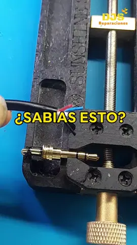 Cable de auricular con 4 cables internos de 4 calores distintos entendamos un poquito el por que vienen asi!! 👋😁 DJS REPARACIONES! 