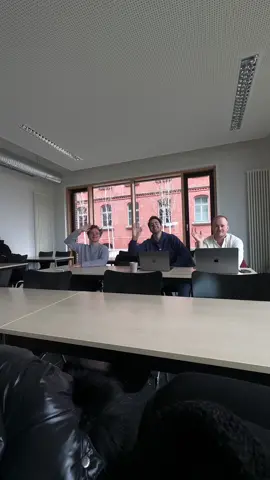 anzeige ein Tag im 6ten Semester an der @Hochschule Fresenius 👩🏽‍🎓🏫 #studium #student #Vlog 