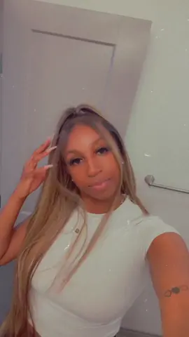 Install a Synthetic Wig with me from my Beauty Supply 💞 #syntheticwig #beautysupplystorehair #businessowner #dayinmylife #blackownedbusiness #minivlog #aesthetic #fyp 