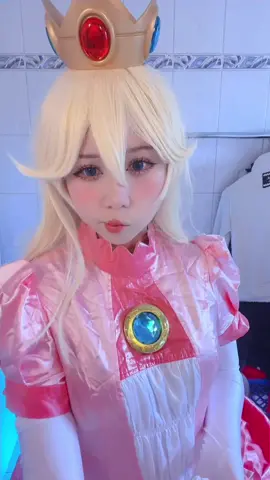 Let me know in the comments if you guessed it right👀 #makeup #makeuptutorial #cosplaymakeup #cosplay #princesspeach #princesspeachcosplay #peach #peachcossplay 