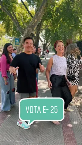 Junto a @GloriaHutt y muchos influencer chilenos hablando sobre la nueva constitucion #influencer #chile #chileno #constitucion #hutt #santiago #providencia #provi 