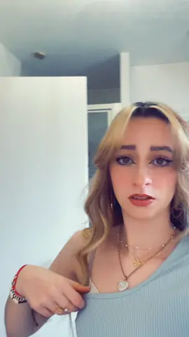 Elle est moche votre go #foryou #trend #tendance #pourtoi 