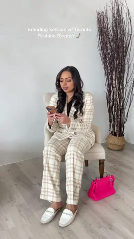 Content session with this beauty @viveka ramesh 😍 #contentsession #brandingsession #weddingcontentcreator #fashionblogger #torontofashionblogger 
