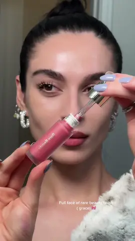 Grace is so pretty….just saying 🥺 #rarebeauty #rarebeautyblush #selenagomez #musthavemakeup 