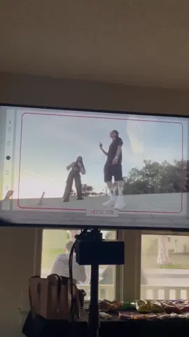 CHANEL ESTA NOCHEEEEEE 💃🏽 @therealpesopluma  