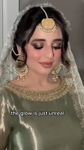 @madebymitchell coming through! #madebymitchell #champganespray #bridalmakeup #summermakeup #makeuptok 