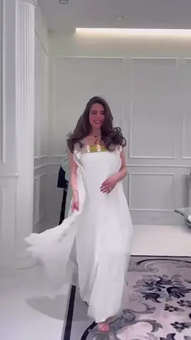 اطلالة الجميلات في غبقة فوز الفهد🤍 منو اللي عجبتكم كشختها؟ #fyp #styleinkuwait 