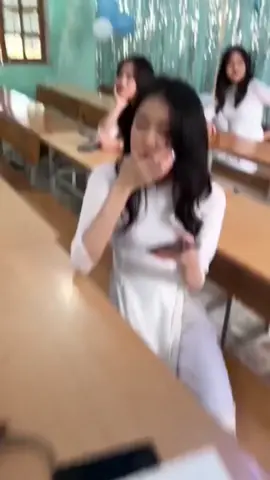 Kỉ niêm năm cuối đời Học Sinh 😉🥰#xuhuong #chiyeuminhanh #gaixinh #girlxinh #aodaivietnam #fyl #trending #capcut 