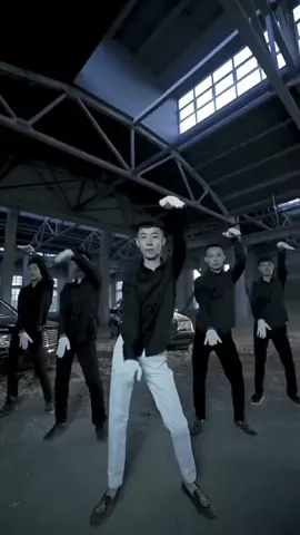 Anh Thợ nhảy...! #ĐiệuNhảyTrungQuốc #TrendNhảy 