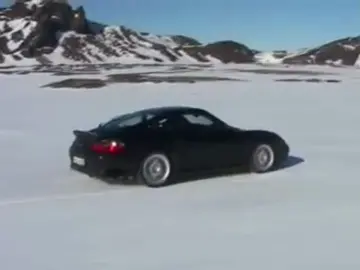 Porsche 911 Turbo driving up a glashier in iceland (2005)                                                                    #fyp #foryourpage #porsche #porsche911 @Porsche  #foryou #iceland #skjaldbreið  #glashier