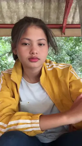 bro’s start breakdancing