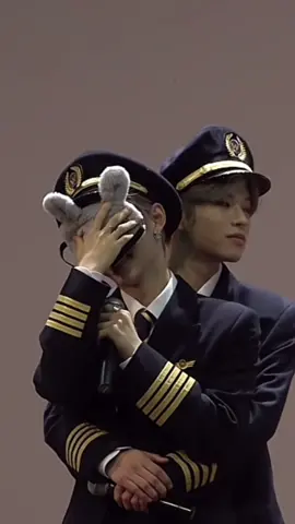 Replying to @kpopxstanx4xever bro doesnt let go #seungmin #fyp #viral 