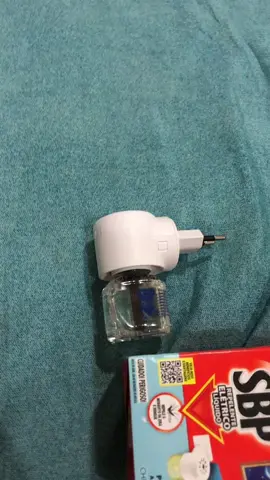 Depois de um ano descobri como se usa kkk  #repelente #eletrico #repelenteeletrico #sbp #donadecasa #dicas #casa #arrumacao #arrumacaodacasa 