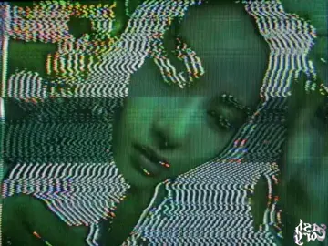 Daze+*^ #crt #glitch #edit #edits #vhs #dream #dreamcore #glitchart #glitchcore #vibe #chill #calm #dreamcoreaesthetic #dreamaesthetics #vhsaesthetic #glitchaesthetic #fyp 
