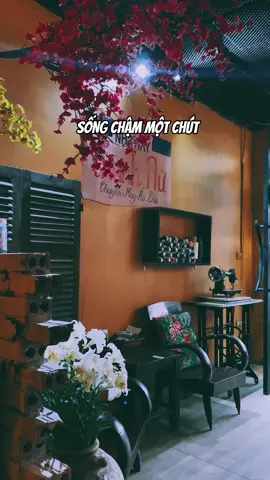 Giới trẻ bây giờ liệu còn thích nghe nhạc Trịnh không? Còn mình cảm thấy rất thoải mái và thư giãn khi nghe nhạc Trịnh nhenn ,. Nay là 1 ngày đặc biệt ngày cá tháng 4 cũng là ngày mất của nhạc Sĩ năm 2001 😞  #trinhcongson #nhactrinh #coffee #chill #Vlog #nhacvietnam 